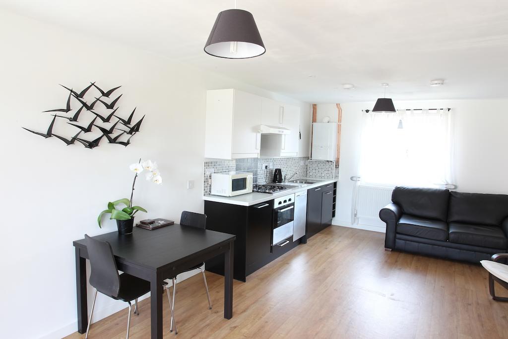 Elm Tree Farm Accommodation ميلتون كينيز الغرفة الصورة